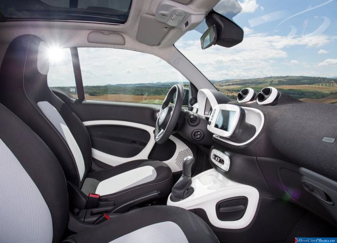 2015 Smart Fortwo - фотография 66 из 83 2015 Smart Fortwo - фотография 66 из 83