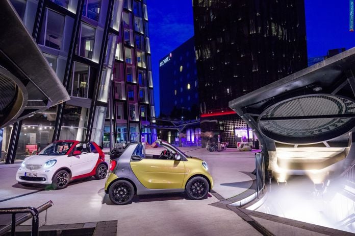 2015 Smart Fortwo Cabrio - фотография 11 из 30