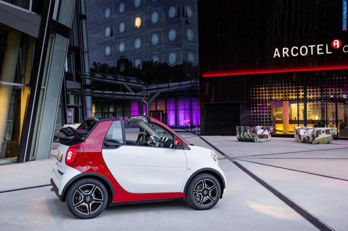2015 Smart Fortwo Cabrio - фотография 12 из 30