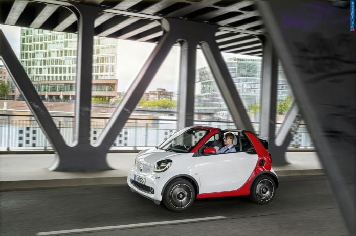2015 Smart Fortwo Cabrio - фотография 19 из 30