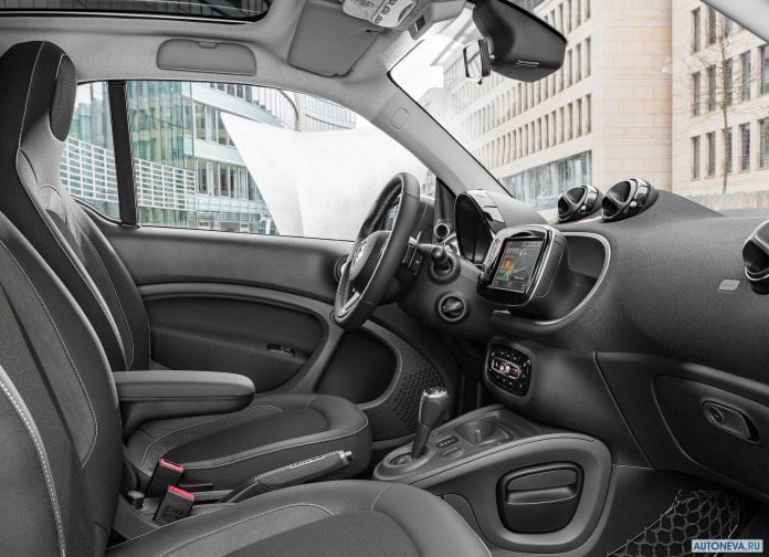 2017 Smart ForTwo Brabus - фотография 10 из 16 2017 Smart ForTwo Brabus - фотография 10 из 16