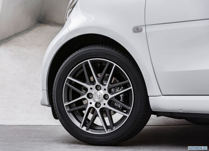 2017 Smart ForTwo Brabus - фотография 14 из 16 2017 Smart ForTwo Brabus - фотография 14 из 16