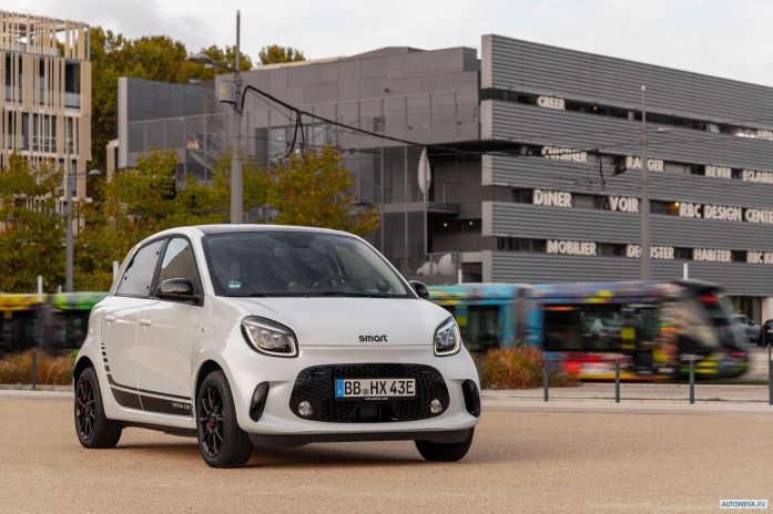 2020 Smart ForFour EQ Edition One - фотография 2 из 40