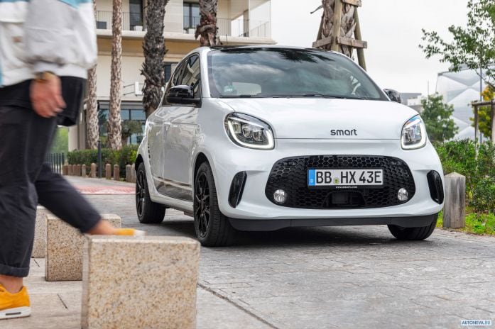 2020 Smart ForFour EQ Edition One - фотография 3 из 40 2020 Smart ForFour EQ Edition One - фотография 3 из 40