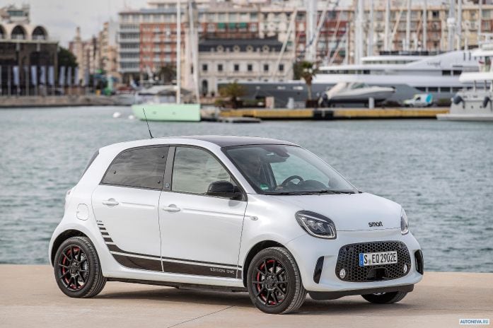 2020 Smart ForFour EQ Edition One - фотография 13 из 40 2020 Smart ForFour EQ Edition One - фотография 13 из 40
