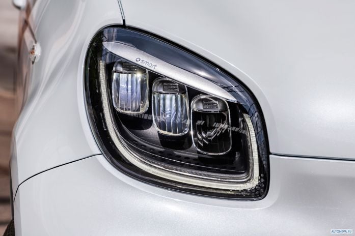 2020 Smart ForFour EQ Edition One - фотография 39 из 40 2020 Smart ForFour EQ Edition One - фотография 39 из 40