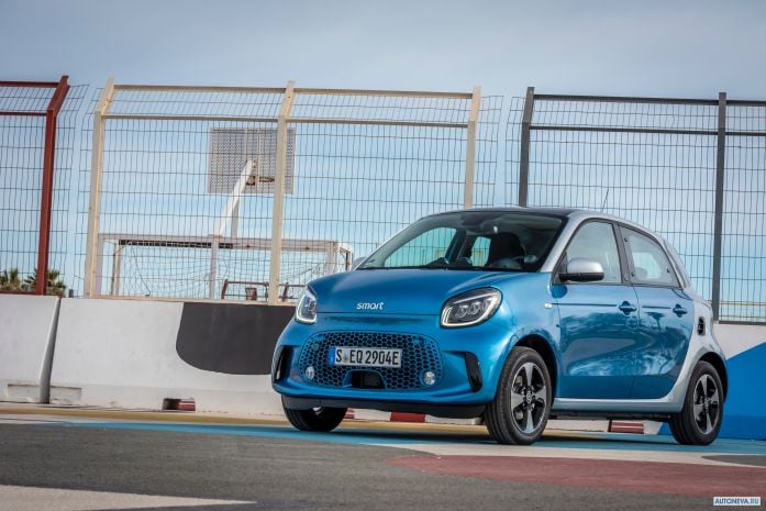 2020 Smart ForFour EQ Passion - фотография 7 из 30