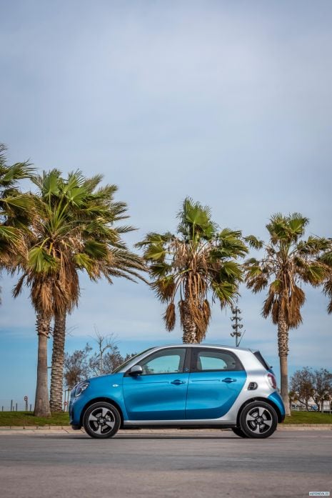 2020 Smart ForFour EQ Passion - фотография 14 из 30