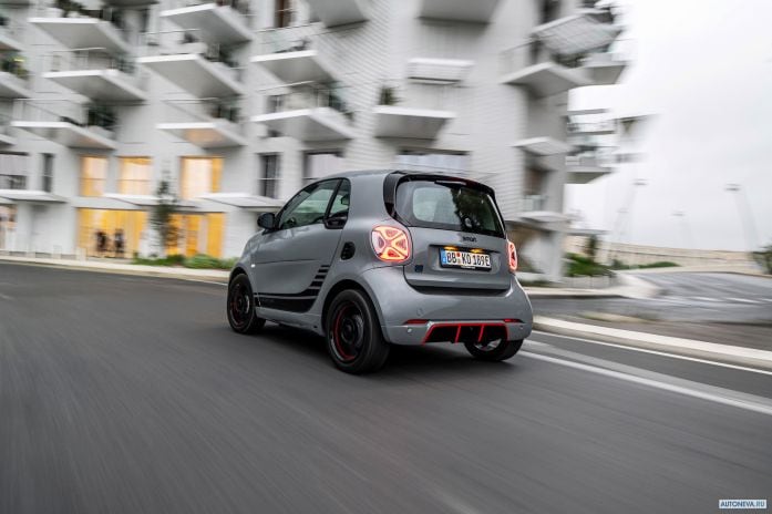 2020 Smart ForTwo Coupe EQ Edition One - фотография 20 из 25 2020 Smart ForTwo Coupe EQ Edition One - фотография 20 из 25