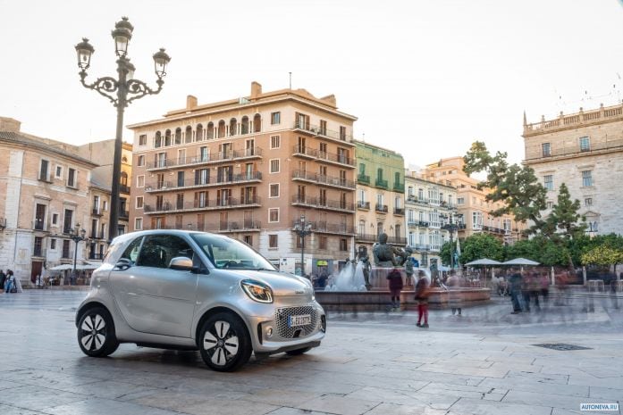 2020 Smart ForTwo Coupe EQ Prime - фотография 10 из 27 2020 Smart ForTwo Coupe EQ Prime - фотография 10 из 27