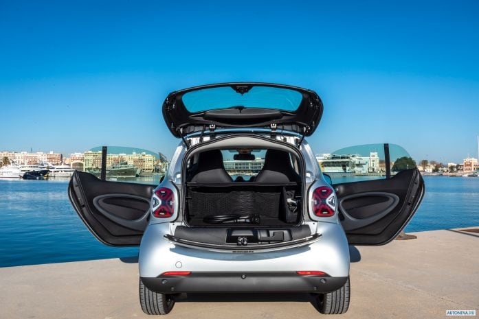 2020 Smart ForTwo Coupe EQ Prime - фотография 13 из 27 2020 Smart ForTwo Coupe EQ Prime - фотография 13 из 27