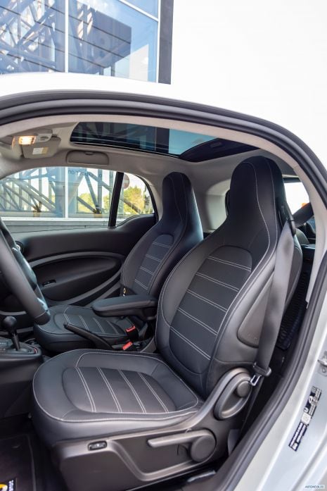 2020 Smart ForTwo Coupe EQ Prime - фотография 19 из 27 2020 Smart ForTwo Coupe EQ Prime - фотография 19 из 27