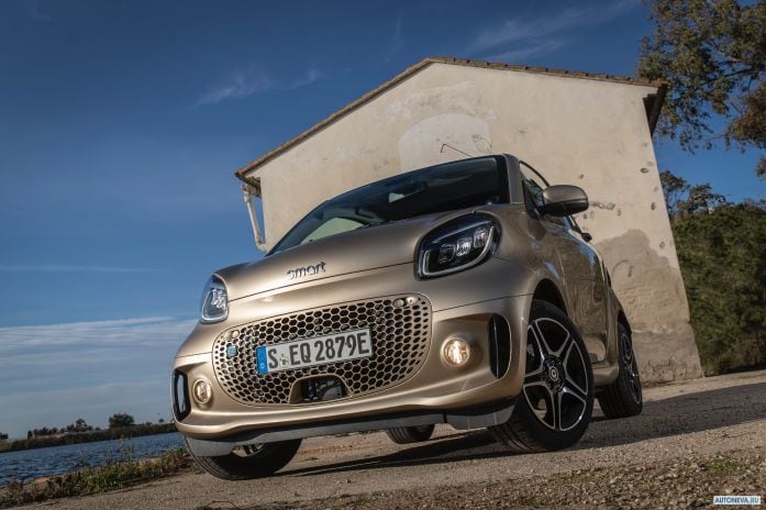 2020 Smart ForTwo Coupe EQ Pulse - фотография 10 из 39