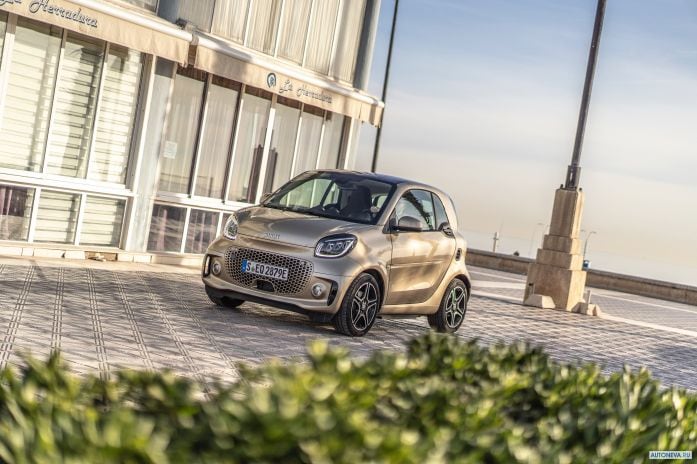 2020 Smart ForTwo Coupe EQ Pulse - фотография 12 из 39 2020 Smart ForTwo Coupe EQ Pulse - фотография 12 из 39