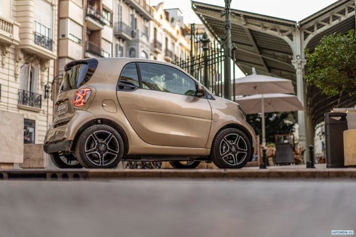 2020 Smart ForTwo Coupe EQ Pulse - фотография 29 из 39 2020 Smart ForTwo Coupe EQ Pulse - фотография 29 из 39