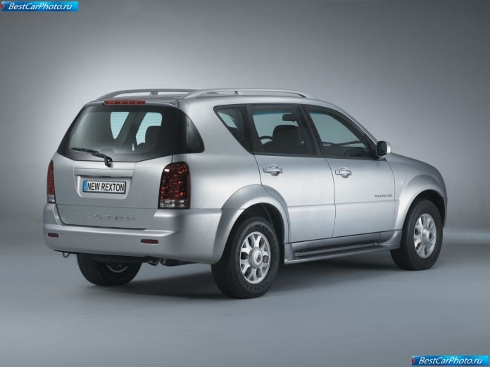 2005 SsangYong Rexton - фотография 13 из 27