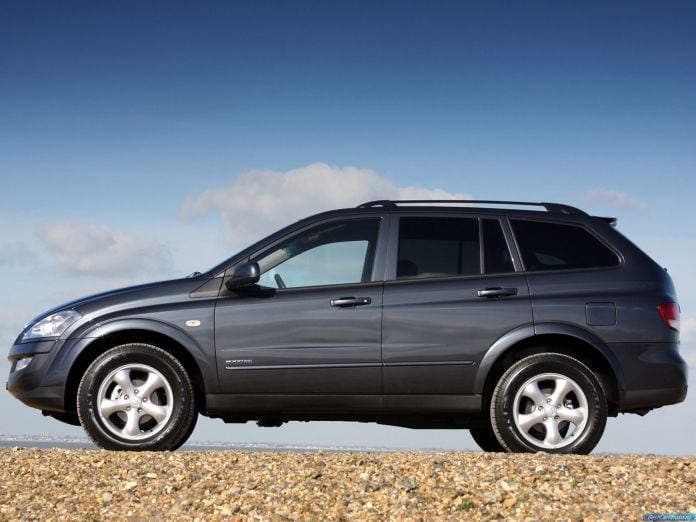 2007 SsangYong Kyron - фотография 2 из 41