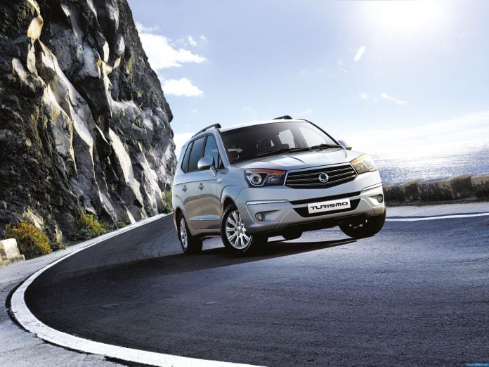 2013 SsangYong Turismo - фотография 1 из 9