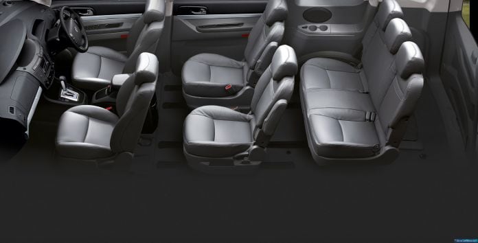 2013 SsangYong Turismo - фотография 8 из 9