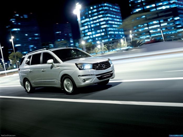 2014 SsangYong Rodius - фотография 2 из 4