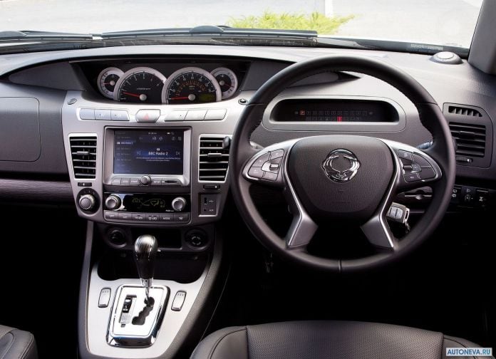 2018 SsangYong Turismo - фотография 15 из 23