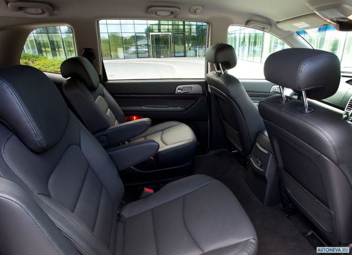 2018 SsangYong Turismo - фотография 20 из 23