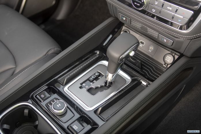 2019 SsangYong Rexton Ice - фотография 16 из 26 2019 SsangYong Rexton Ice - фотография 16 из 26
