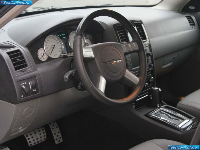 2004 Startech Chrysler 300c - фотография 6 из 12
