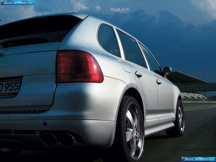 2005 Strosek Porsche Cayenne - фотография 6 из 10