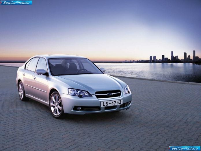 2004 Subaru Legacy Sedan - фотография 2 из 15 2004 Subaru Legacy Sedan - фотография 2 из 15