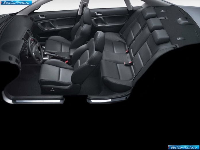2004 Subaru Legacy Sedan - фотография 15 из 15 2004 Subaru Legacy Sedan - фотография 15 из 15