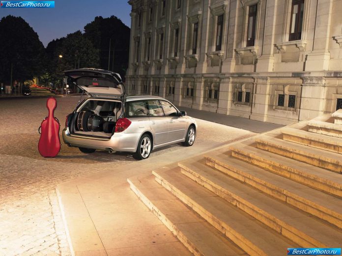 2004 Subaru Legacy Station Wagon - фотография 5 из 13
