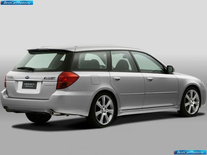 2004 Subaru Legacy Station Wagon - фотография 9 из 13