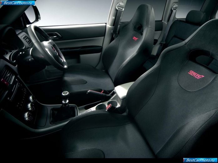 2005 Subaru Forester Sti - фотография 8 из 13