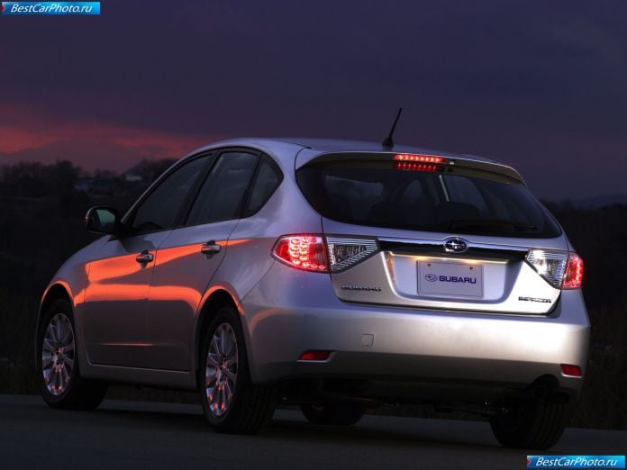 2008 Subaru Impreza 5-door - фотография 34 из 39 2008 Subaru Impreza 5-door - фотография 34 из 39