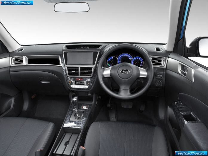 2009 Subaru Exiga - фотография 13 из 23