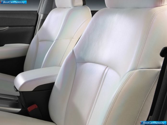 2009 Subaru Legacy Concept - фотография 16 из 25 2009 Subaru Legacy Concept - фотография 16 из 25