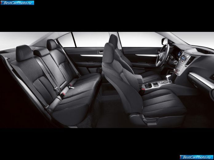 2010 Subaru Legacy - фотография 22 из 23 2010 Subaru Legacy - фотография 22 из 23