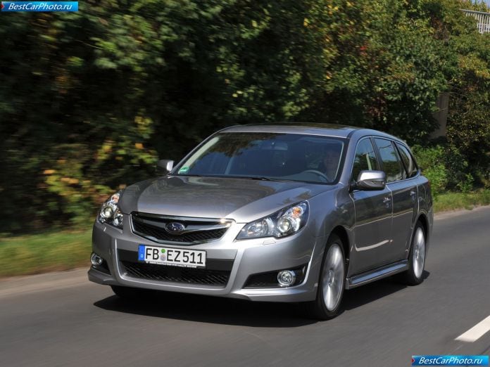 2010 Subaru Legacy Tourer - фотография 5 из 50 2010 Subaru Legacy Tourer - фотография 5 из 50