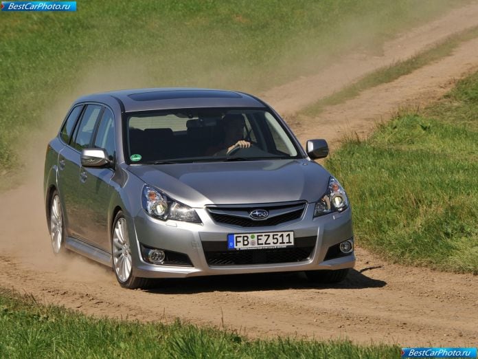 2010 Subaru Legacy Tourer - фотография 21 из 50 2010 Subaru Legacy Tourer - фотография 21 из 50
