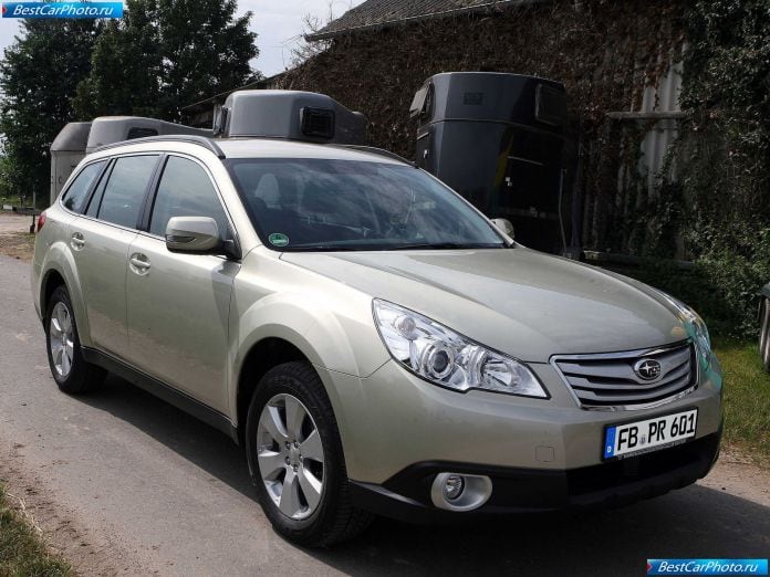 2011 Subaru Outback - фотография 7 из 26 2011 Subaru Outback - фотография 7 из 26