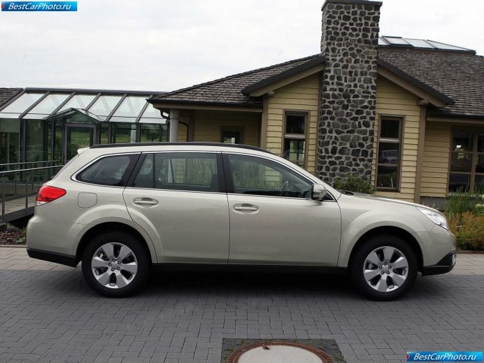 2011 Subaru Outback - фотография 15 из 26 2011 Subaru Outback - фотография 15 из 26