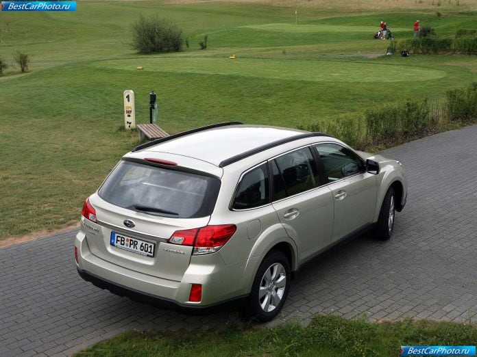 2011 Subaru Outback - фотография 19 из 26 2011 Subaru Outback - фотография 19 из 26