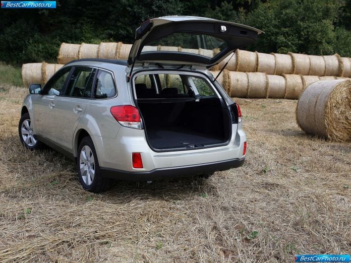 2011 Subaru Outback - фотография 20 из 26 2011 Subaru Outback - фотография 20 из 26