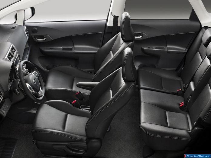 2011 Subaru Trezia - фотография 11 из 14 2011 Subaru Trezia - фотография 11 из 14