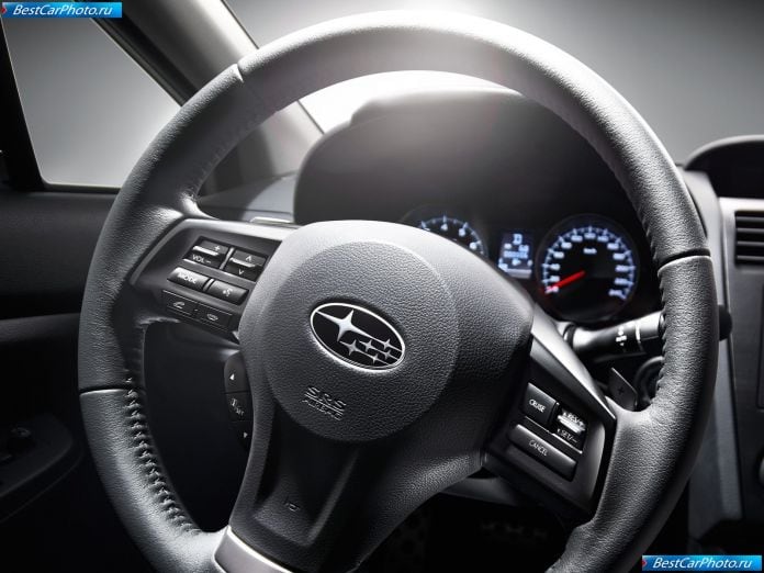 2012 Subaru Xv - фотография 11 из 22