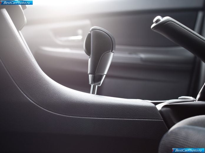 2012 Subaru Xv - фотография 13 из 22