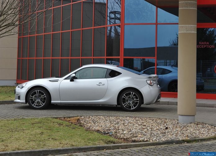 2013 Subaru BRZ - фотография 104 из 215