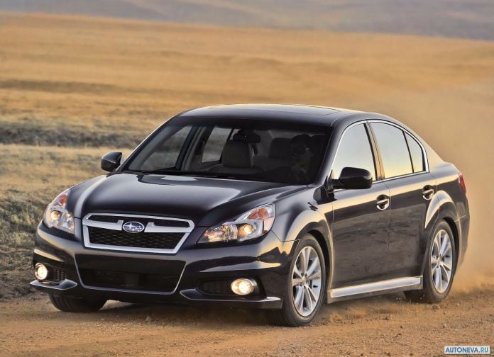 2013 Subaru Legacy - фотография 1 из 26
