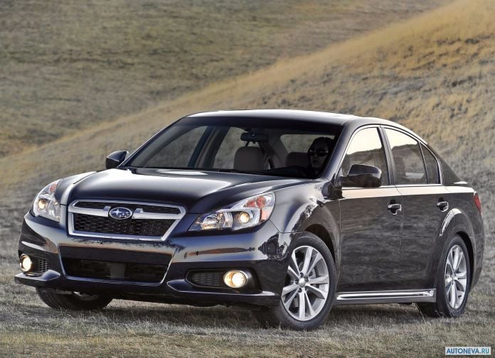 2013 Subaru Legacy - фотография 3 из 26